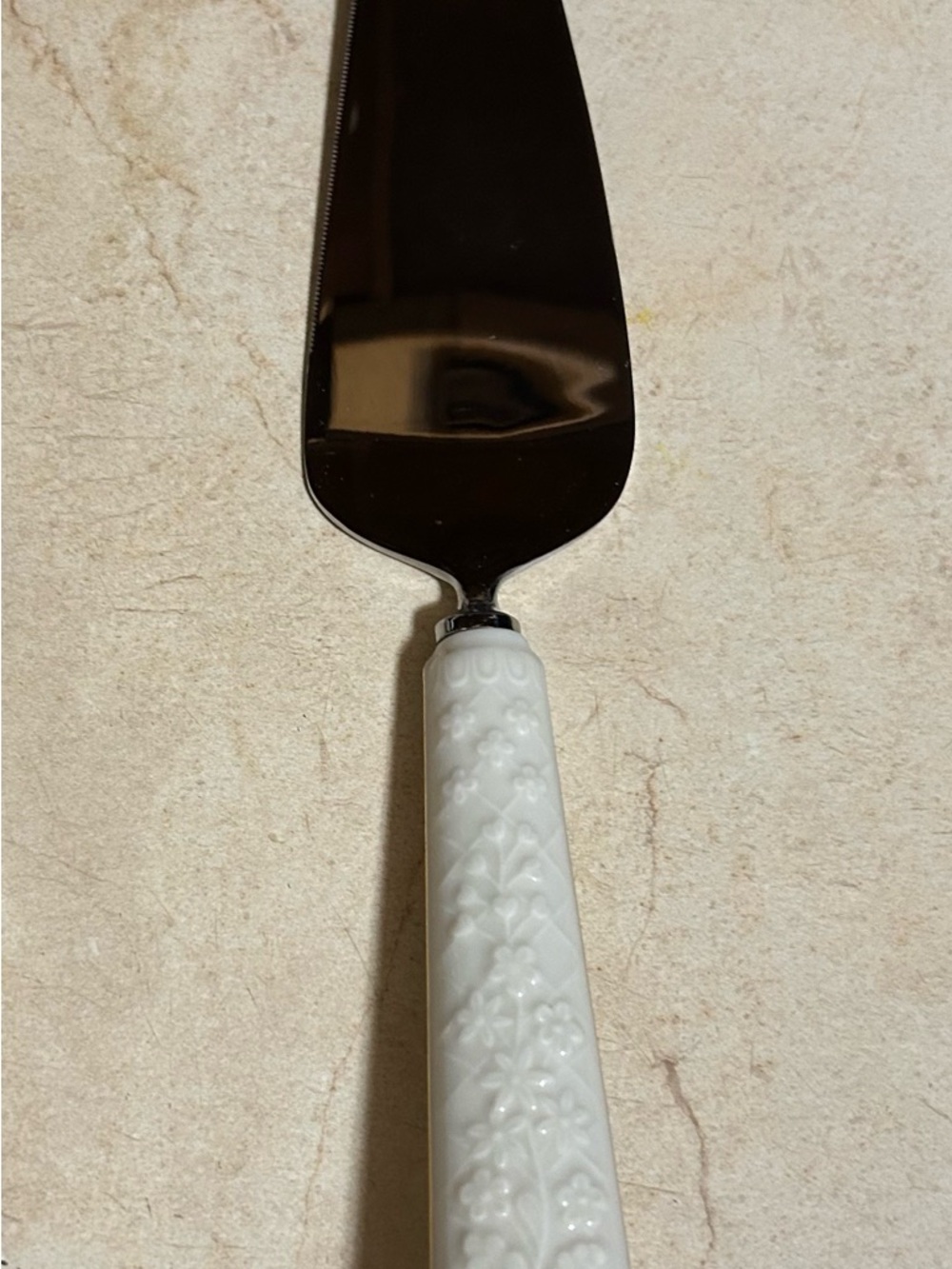 Lenox Wedding Promises Cake Server - Picture 2 of 3